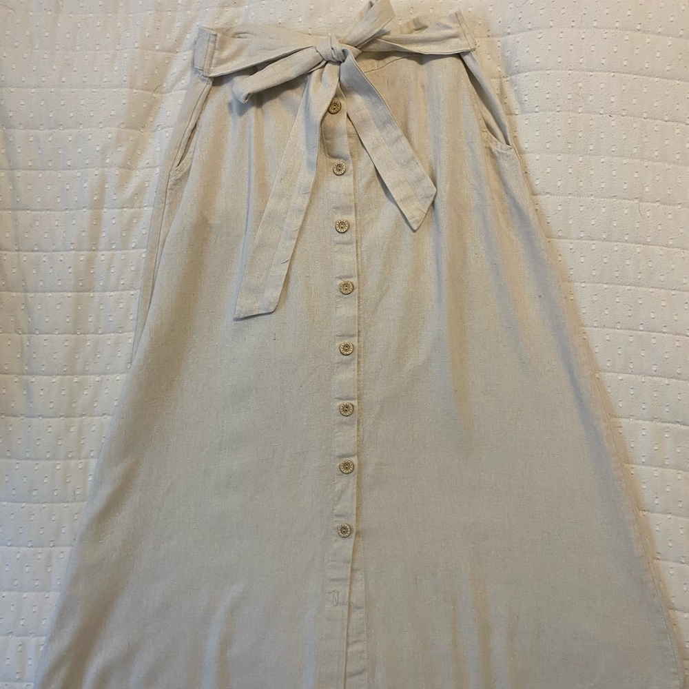 Victoria + Sophia midi skirt